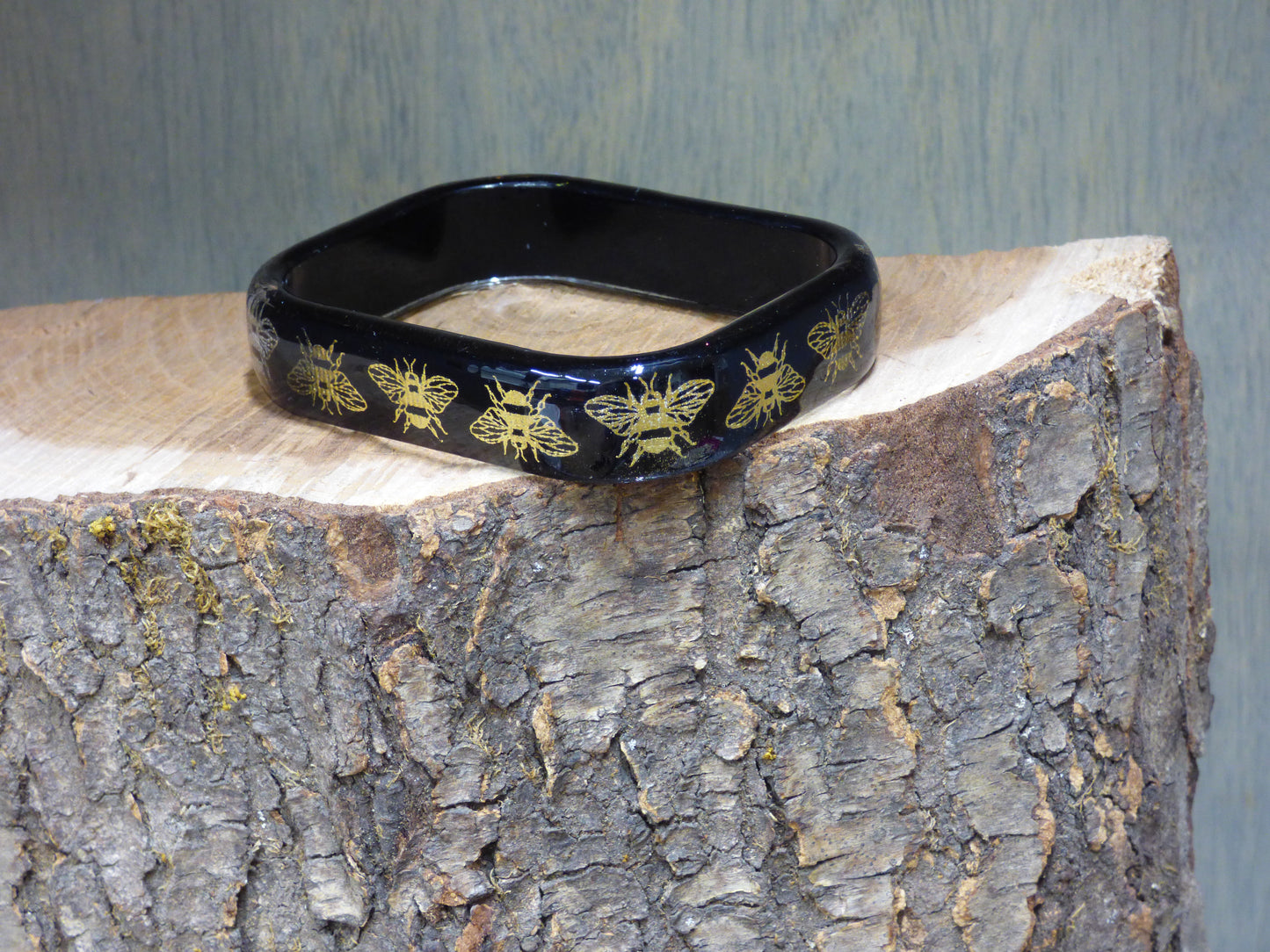 Handmade Rectangle Gold Bee Ribbon and Resin Bangle Bracelet