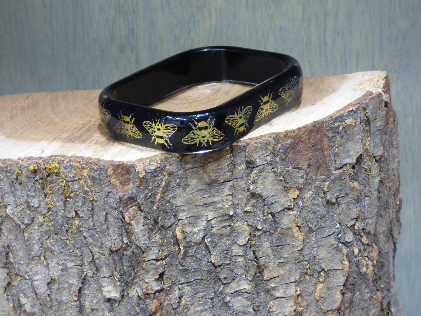 Handmade Rectangle Gold Bee Ribbon and Resin Bangle Bracelet