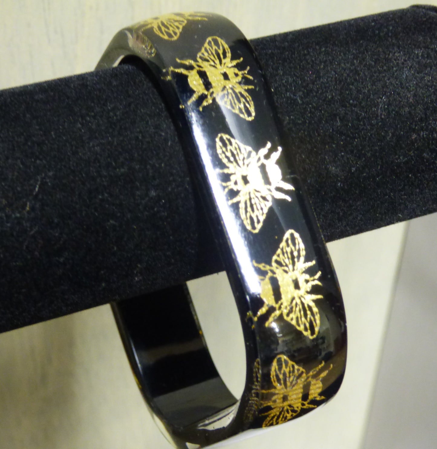 Handmade Square Gold Bee Ribbon and Resin Bangle Bracelet