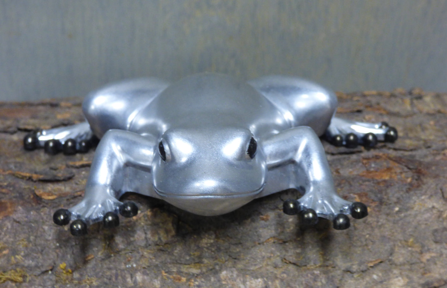 Hand Poured Brilliant Silver Resin Tree Frog
