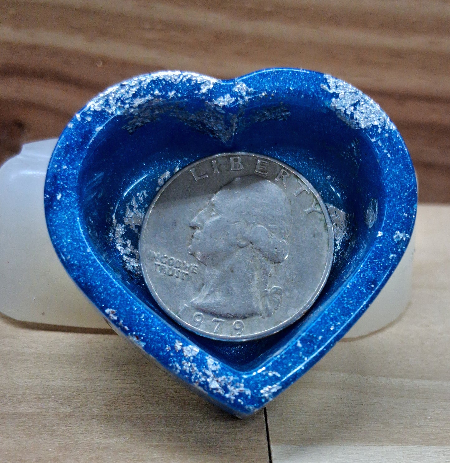 Handmade Resin Blue with Silver Tone Metal Leaf Accents Heart Dish Four Piece Set