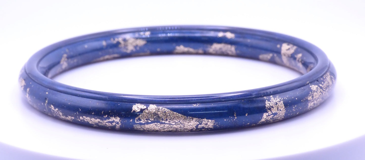 Handmade Round Gold Flake and Navy Blue Resin Bangle Bracelet